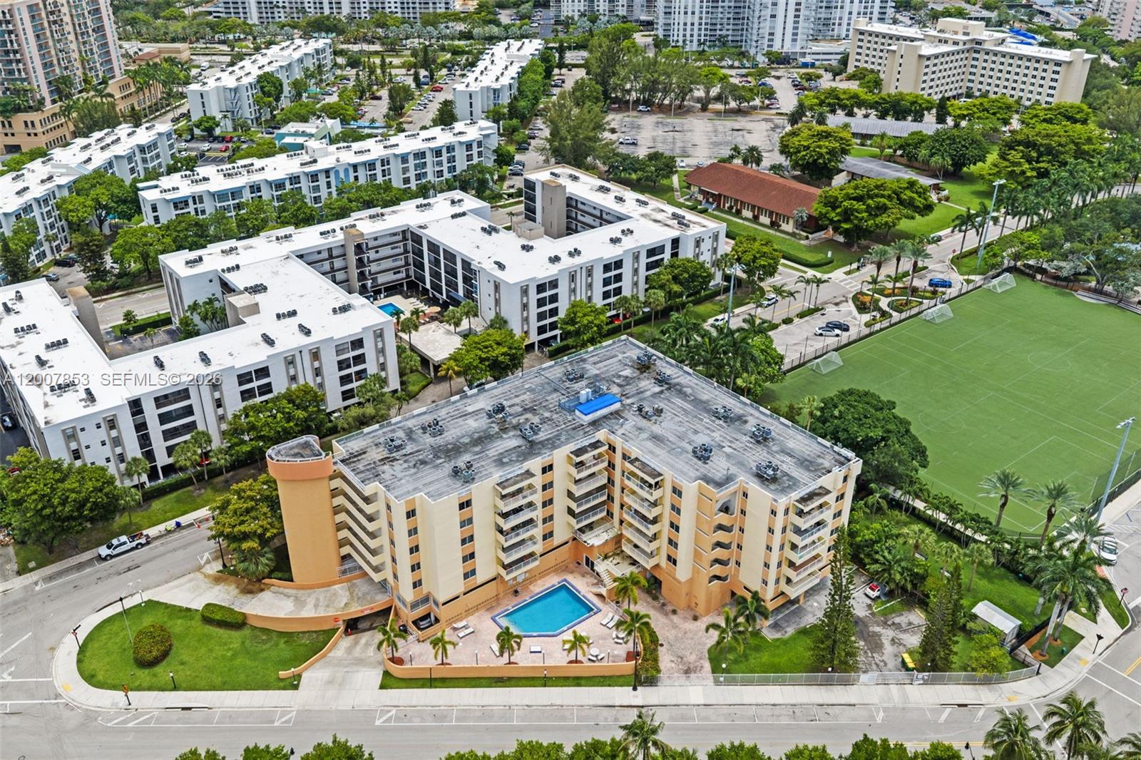 See details 505 2 / 2 1290 sq. ft. $ 2026-05-25 0 Photo