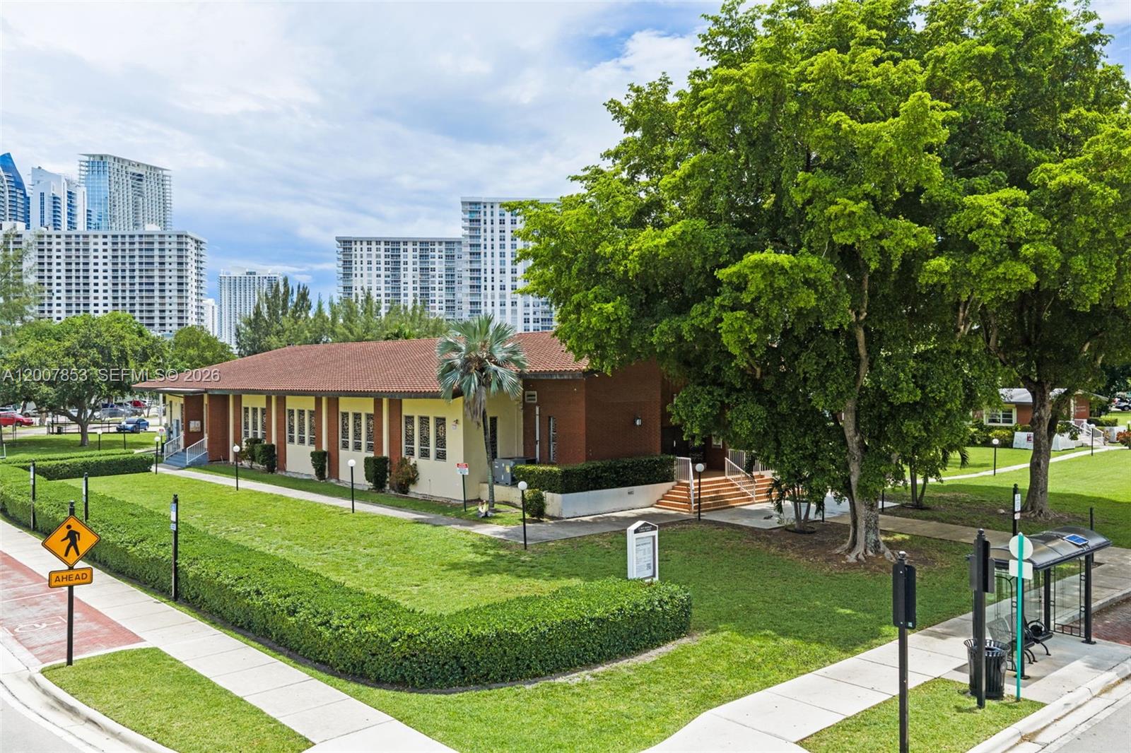 See details 505 2 / 2 1290 sq. ft. $ 2026-05-25 0 Photo