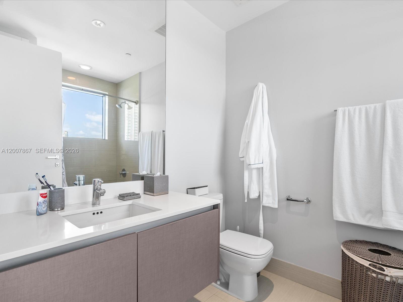Photo of 3250 188th St  #505, Aventura, Florida, 33180 - 