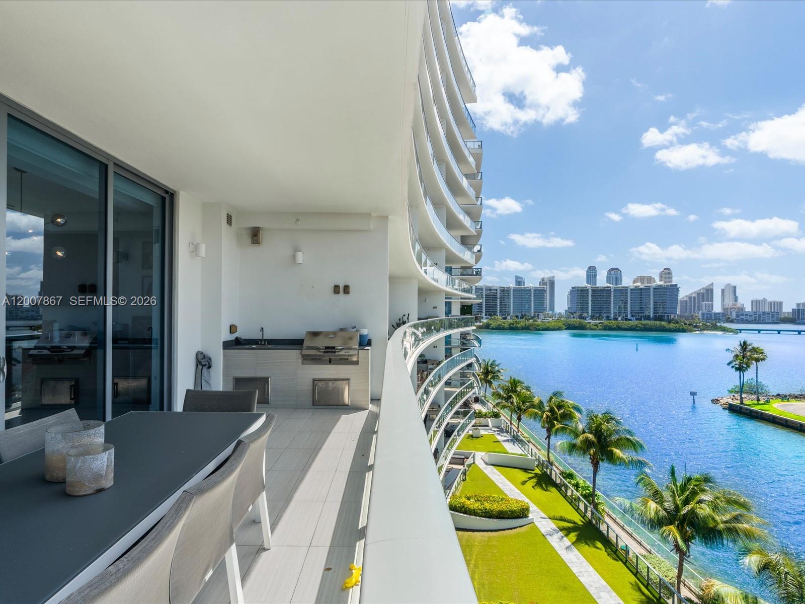 Photo of 3250 188th St  #505, Aventura, Florida, 33180 - 