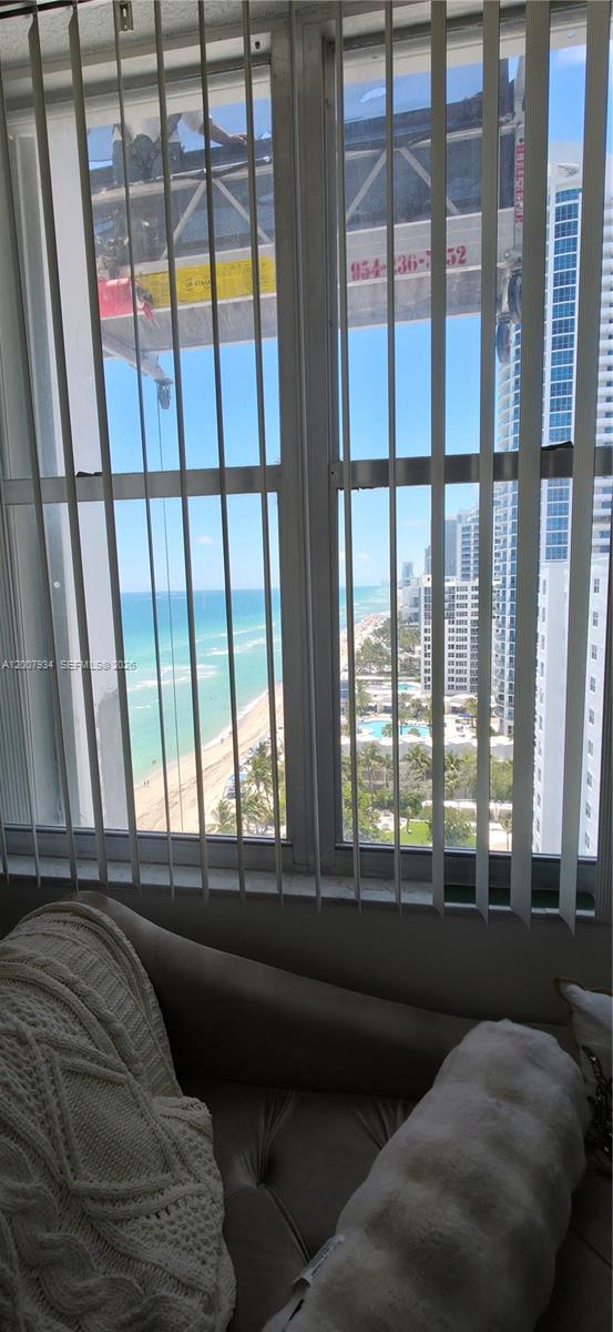 Photo of 2751 Ocean Dr  #1706S, Hollywood, Florida, 33019 - 