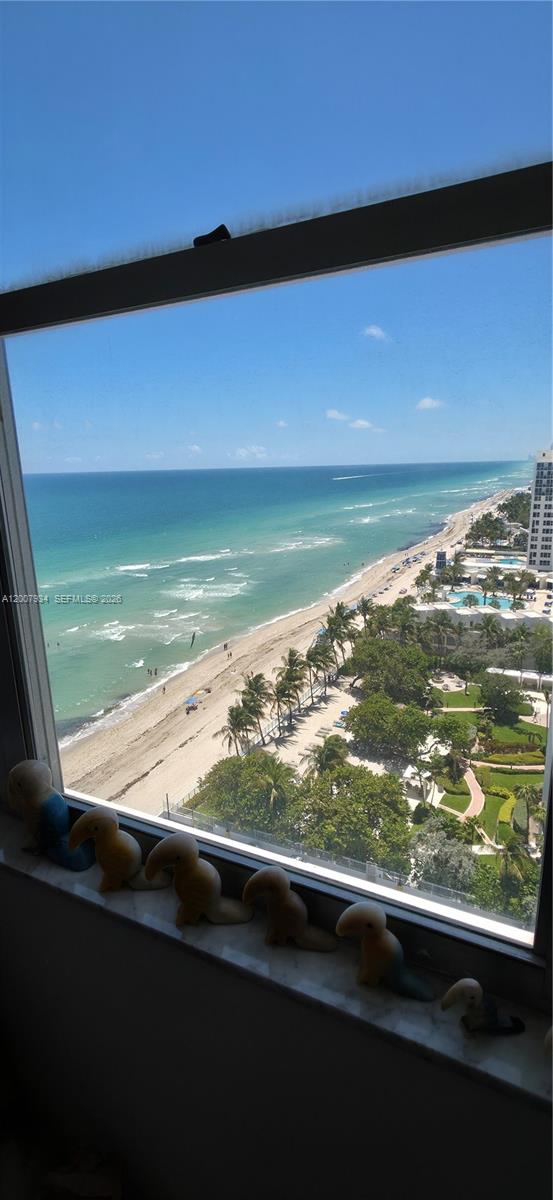 Photo of 2751 Ocean Dr  #1706S, Hollywood, Florida, 33019 - 