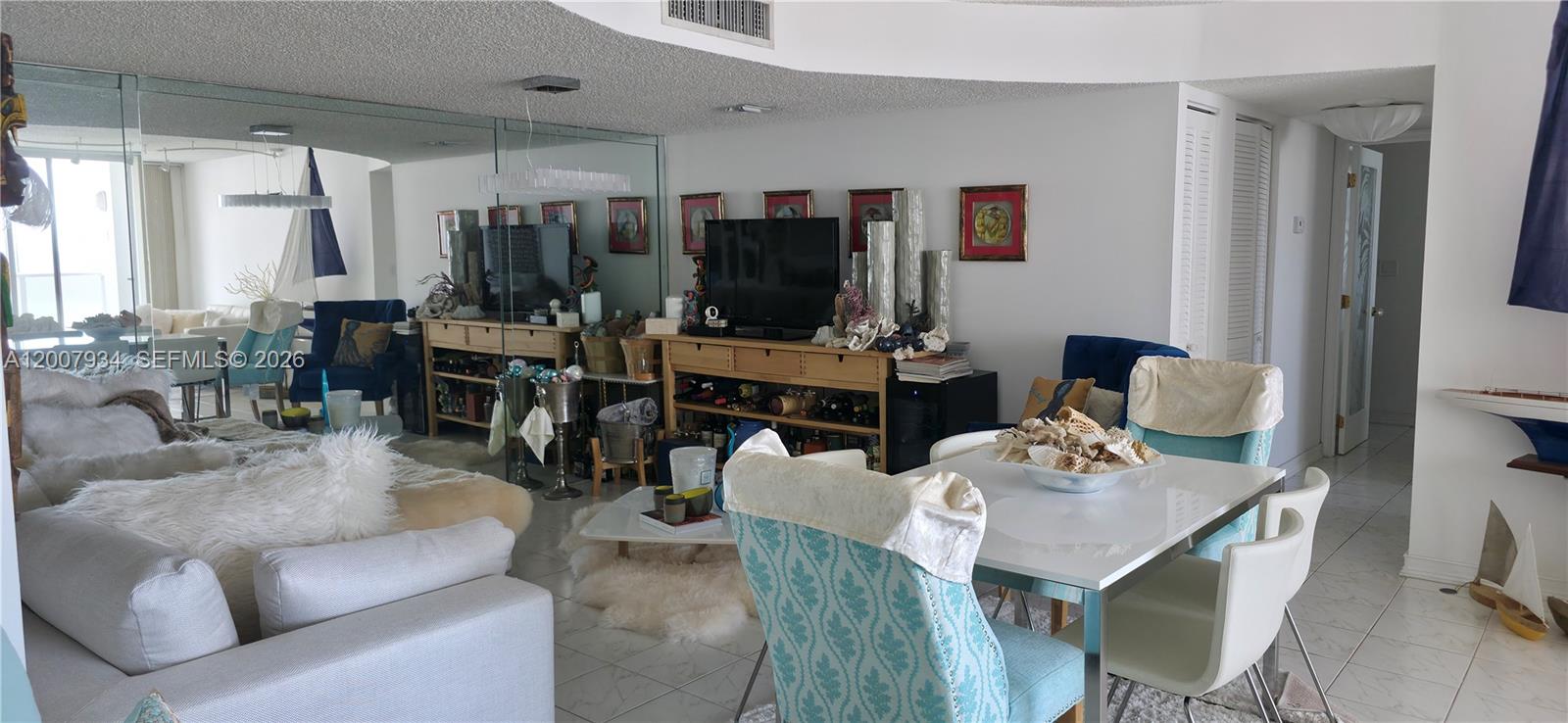 Photo of 2751 Ocean Dr  #1706S, Hollywood, Florida, 33019 - 