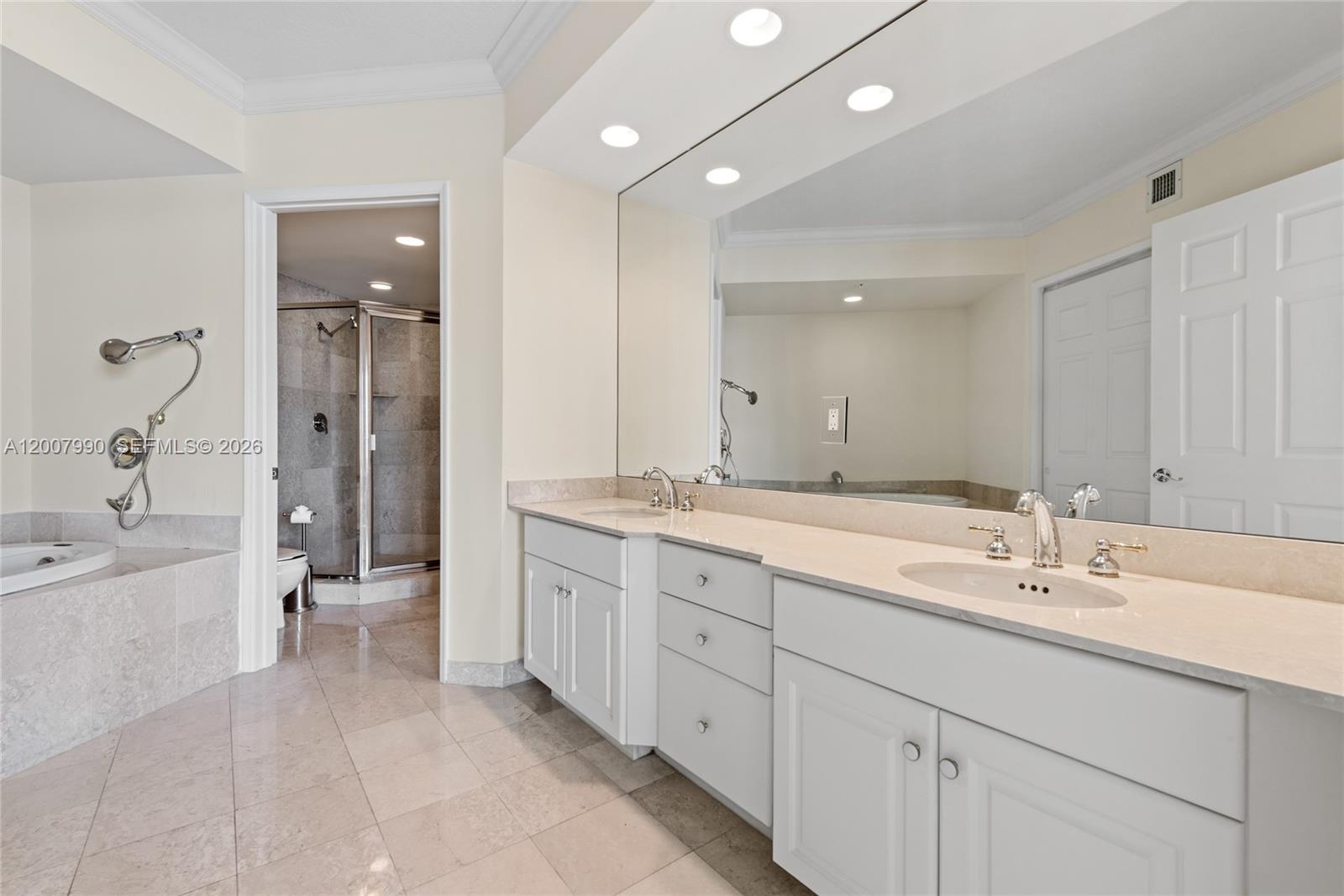 Photo of 3370 Hidden Bay Dr  #1213, Aventura, Florida, 33180 - 