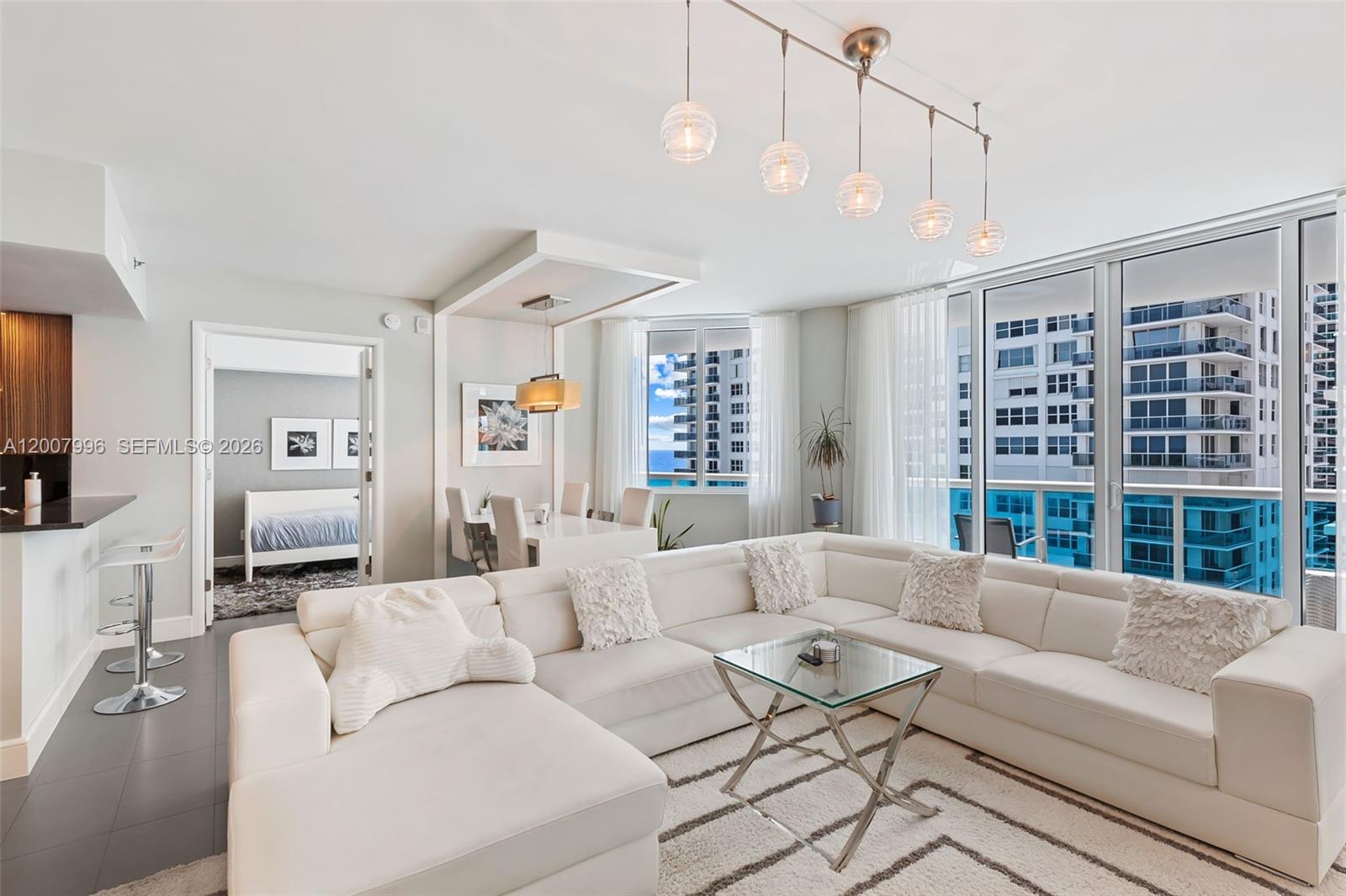 Photo of 2711 Ocean Dr  #606, Hollywood, Florida, 33019 - 