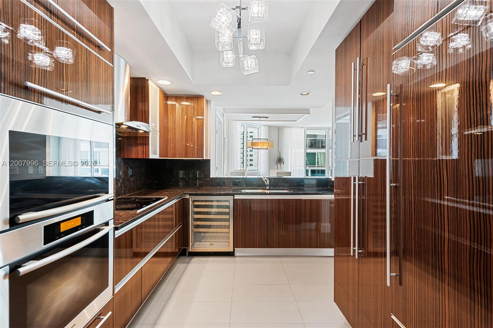 Photo of 2711 Ocean Dr  #606, Hollywood, Florida, 33019 - 