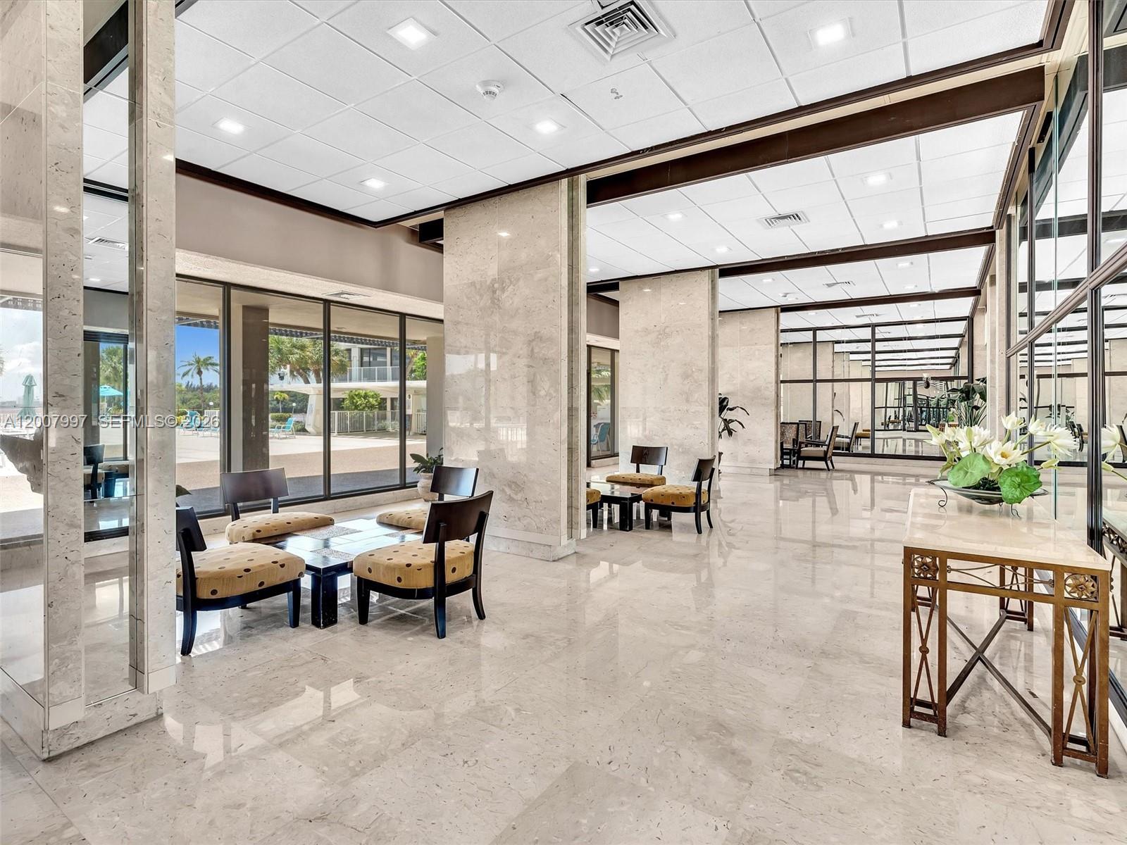 902 1 / 2 762 sq. ft. $ 2026-05-04 0 Photo