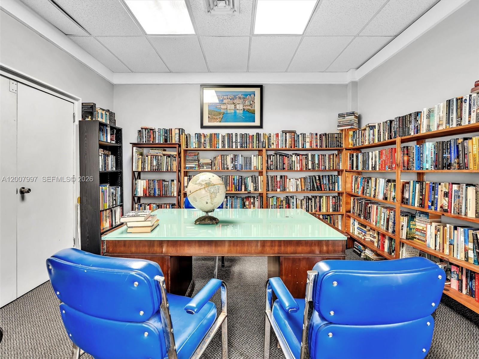 902 1 / 2 762 sq. ft. $ 2026-05-04 0 Photo