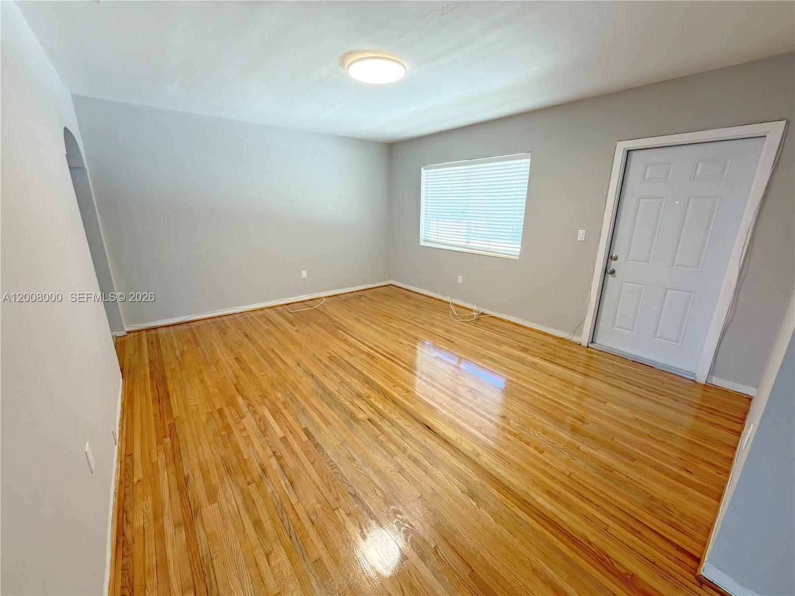 See details / 1600 sq. ft. $ 2026-04-26 0 Photo