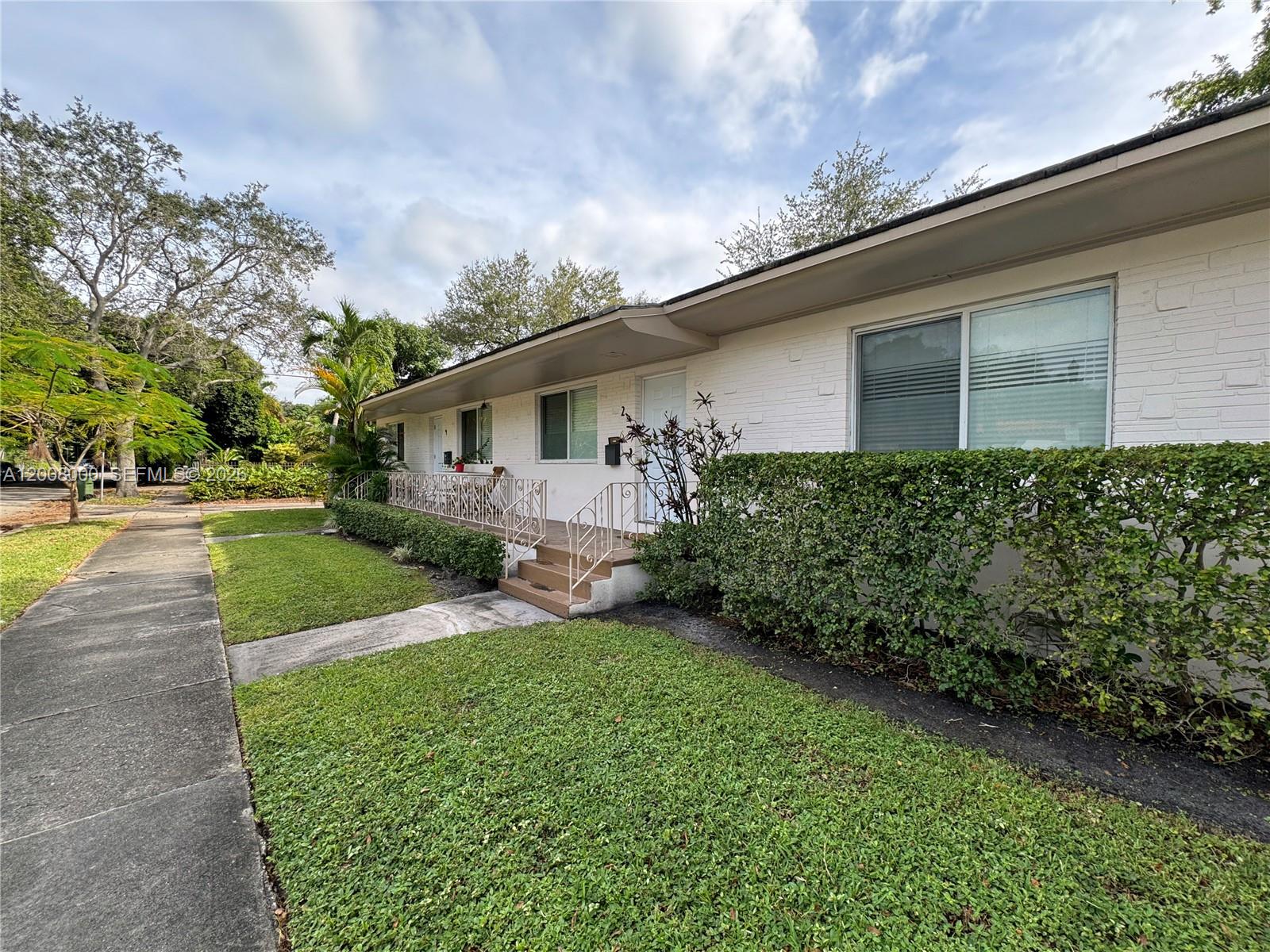 See details / 1600 sq. ft. $ 2026-04-26 0 Photo