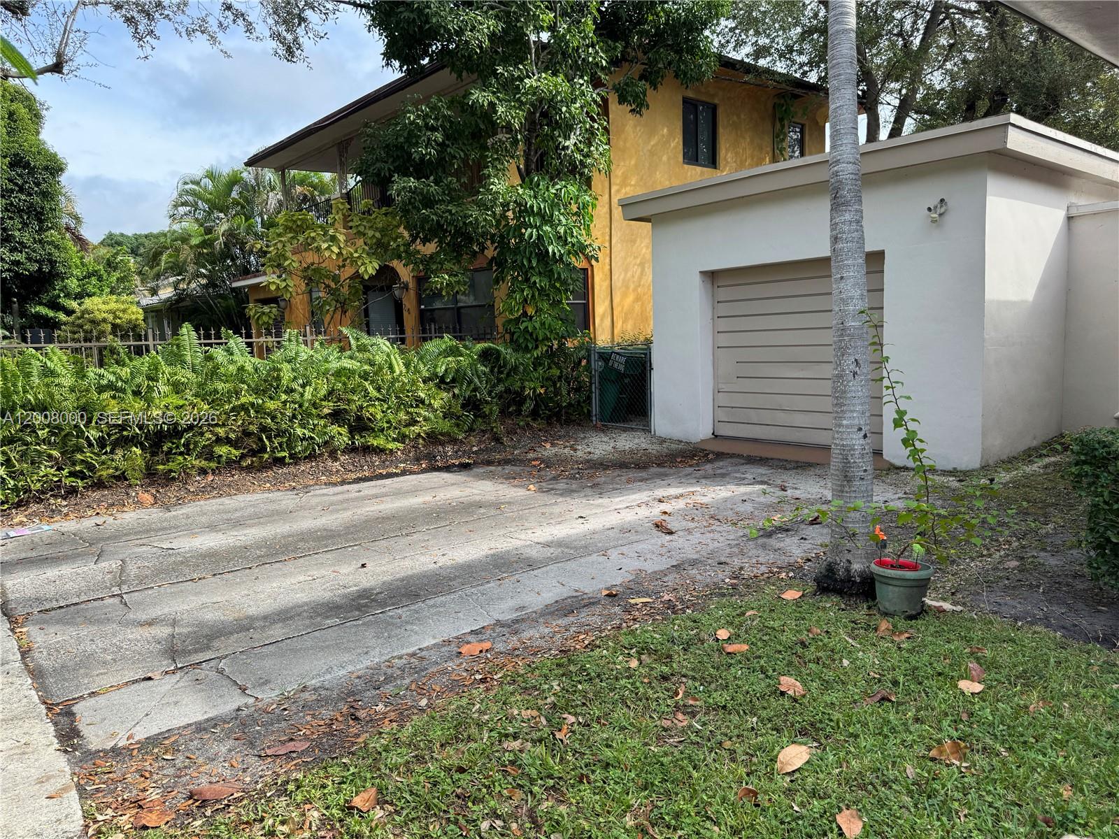 See details / 1600 sq. ft. $ 2026-04-26 0 Photo