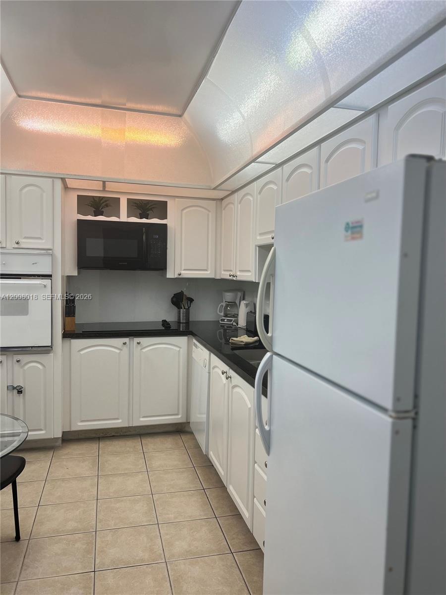 Photo of 3901 Ocean Dr #14T, Hollywood, Florida, 33019 -
