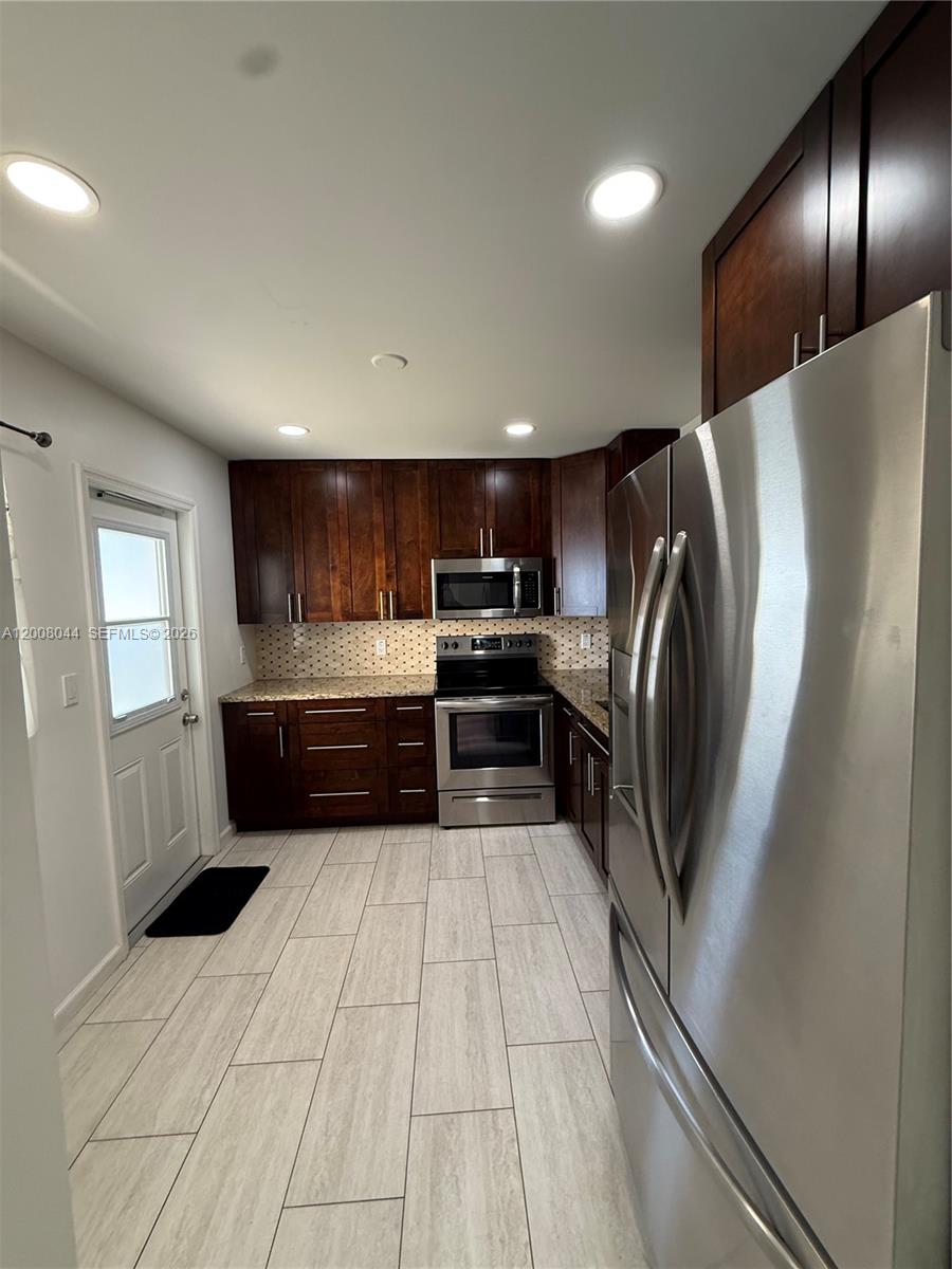 Photo of 609 14th Ave  #108, Hallandale Beach, Florida, 33009 - 