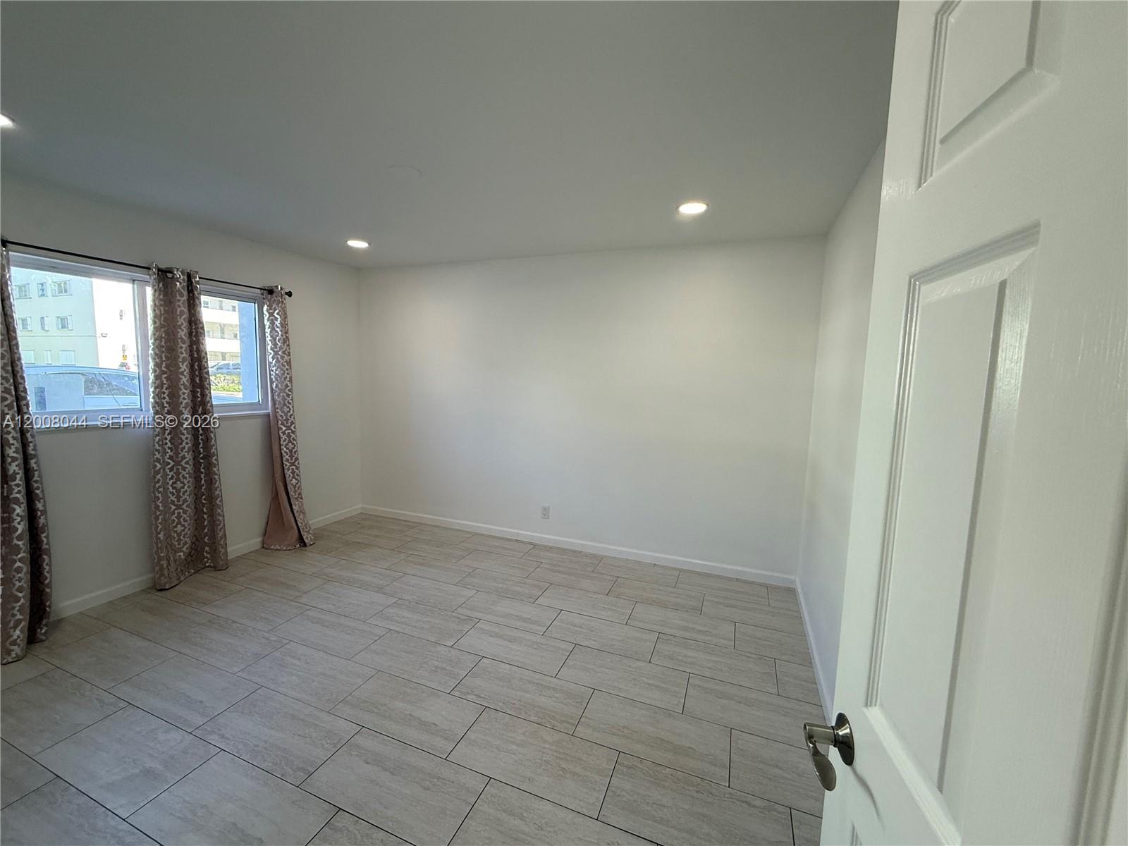 Photo of 609 14th Ave  #108, Hallandale Beach, Florida, 33009 - 