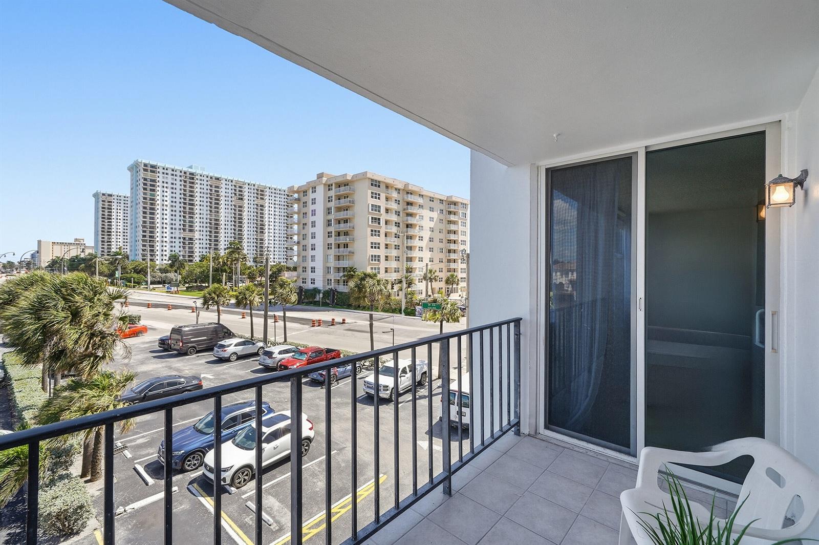 Photo of 1400 Ocean  #303, Hollywood, Florida, 33019 - 26_dsc01581ugly ones