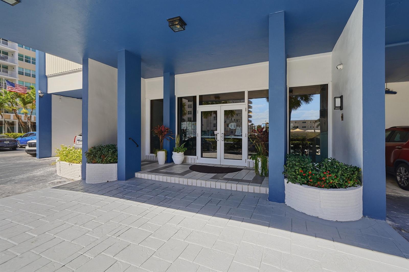 Photo of 1400 Ocean  #303, Hollywood, Florida, 33019 - exterior 2