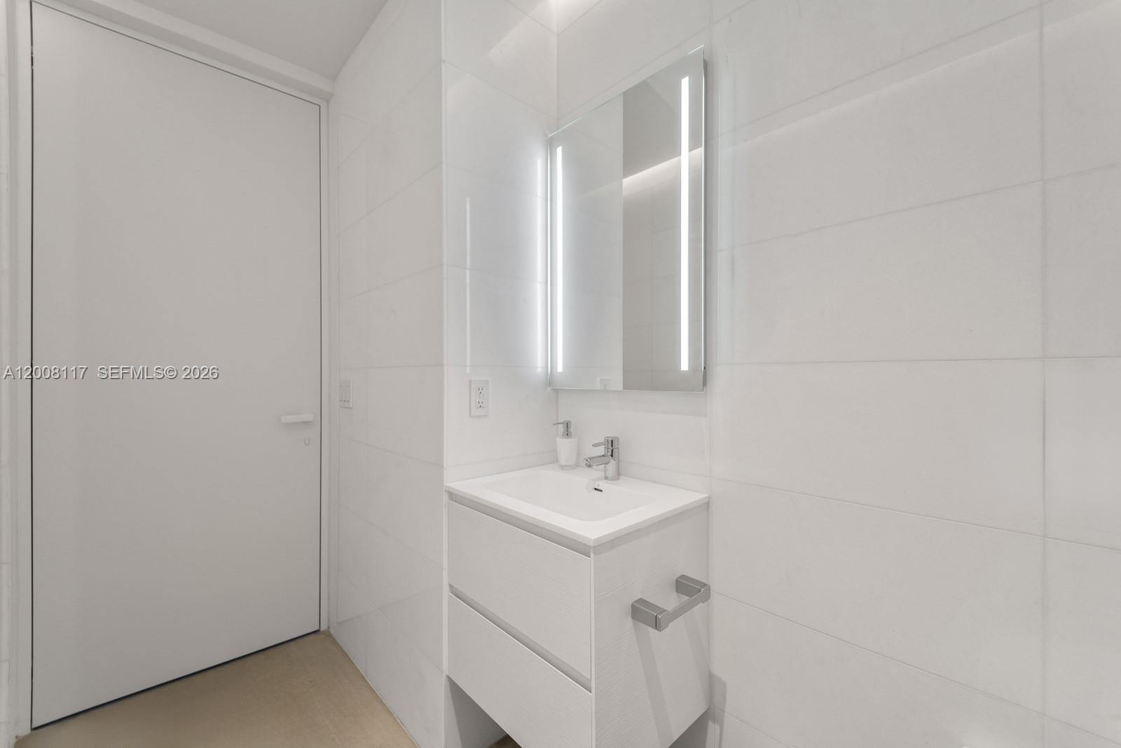 17A 3 / 4 2913 sq. ft. $ 2026-04-27 0 Photo