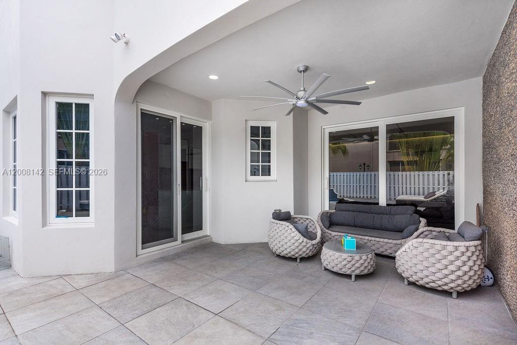 Photo of 3949 194th Ln  (3949), Sunny Isles Beach, Florida, 33160 - 