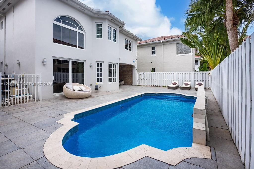 Photo of 3949 194th Ln  (3949), Sunny Isles Beach, Florida, 33160 - 