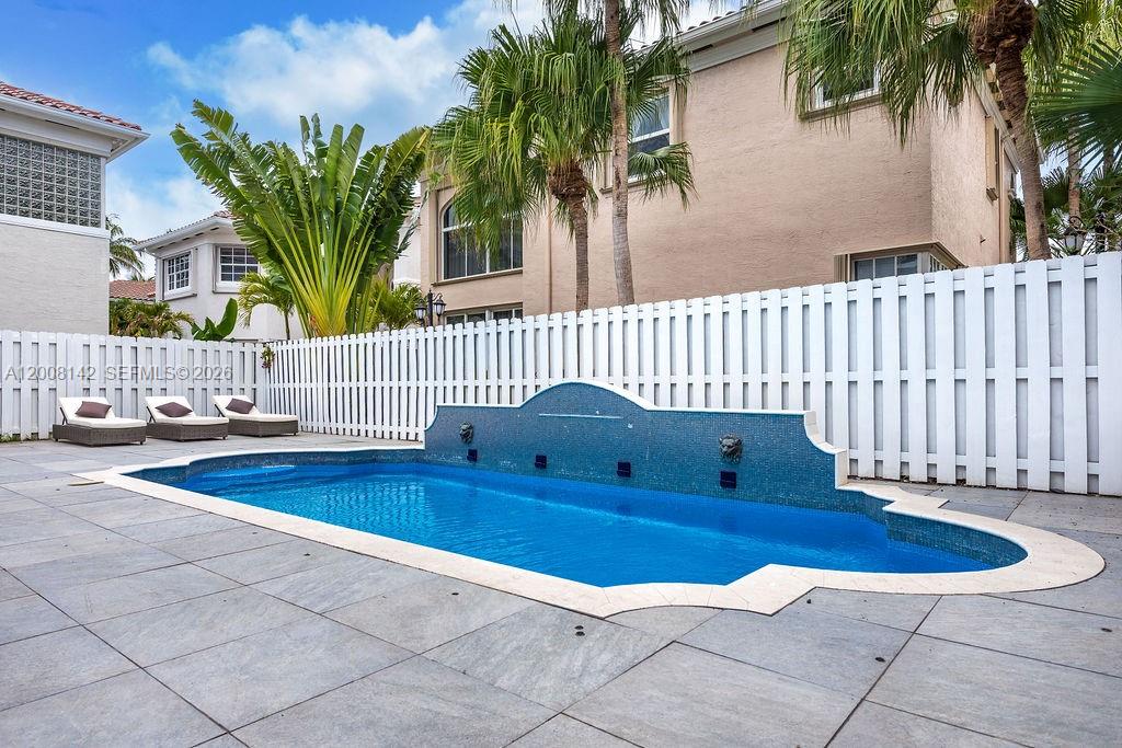 Photo of 3949 194th Ln  (3949), Sunny Isles Beach, Florida, 33160 - 