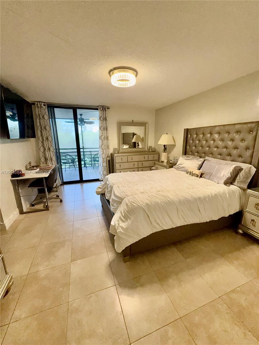 Ver detalles 320-7 3 / 2 1380 sq. ft. $ 2026-04-27 0 foto