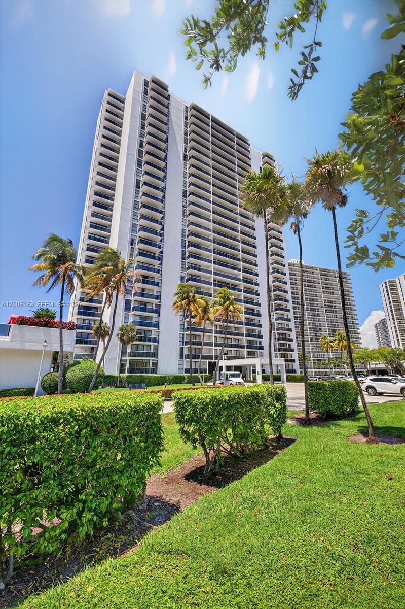 Photo of 3675 Country Club Dr  #410, Aventura, Florida, 33180 - 
