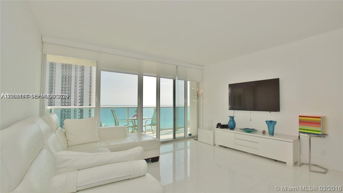 See details 1811 1 / 2 991 sq. ft. $ 2026-04-27 0 Photo