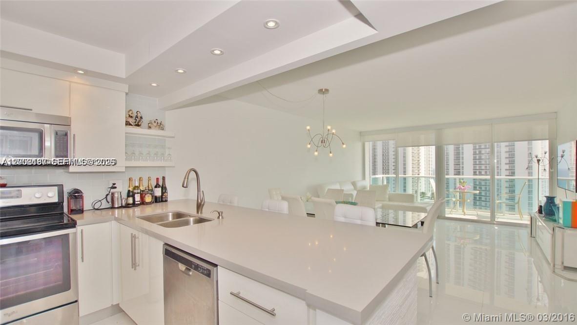 See details 1811 1 / 2 991 sq. ft. $ 2026-04-27 0 Photo