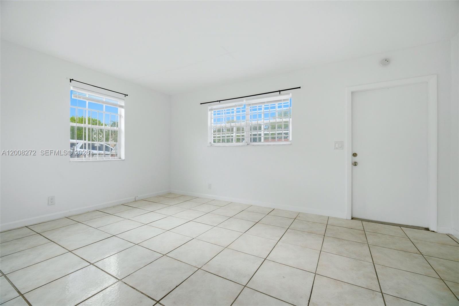   /  1028 sq. ft. $ 2026-04-27 0 Photo