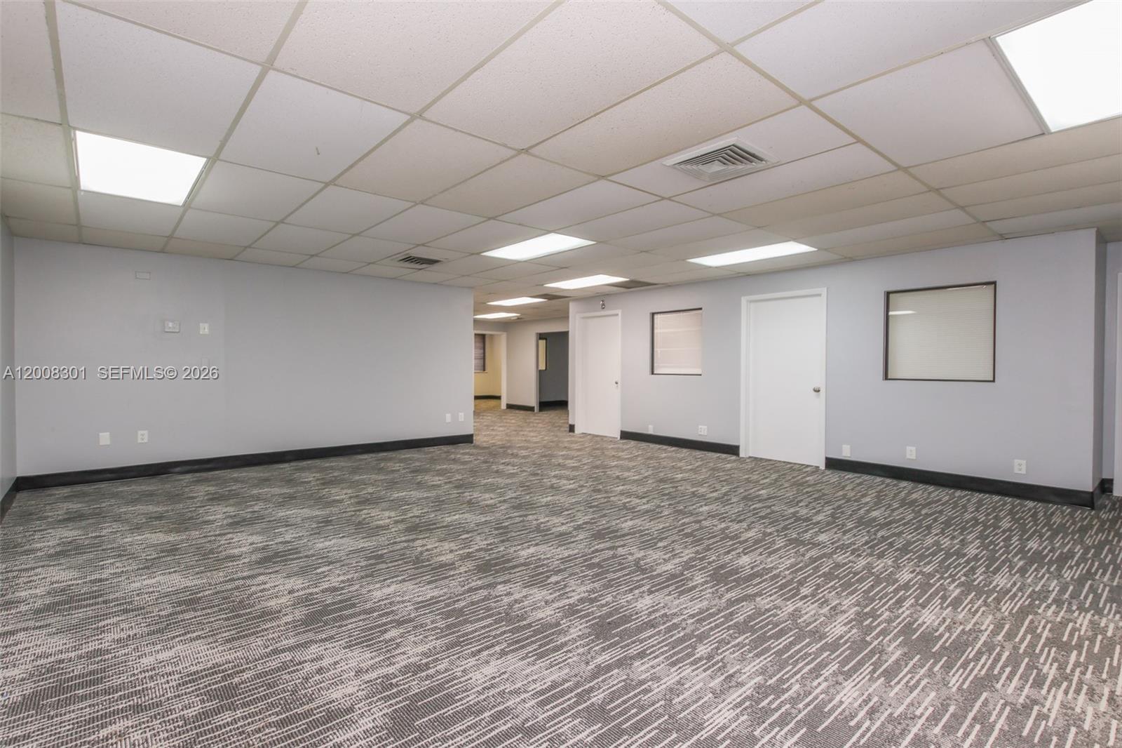 609  /   sq. ft. $ 2026-04-27 0 Photo