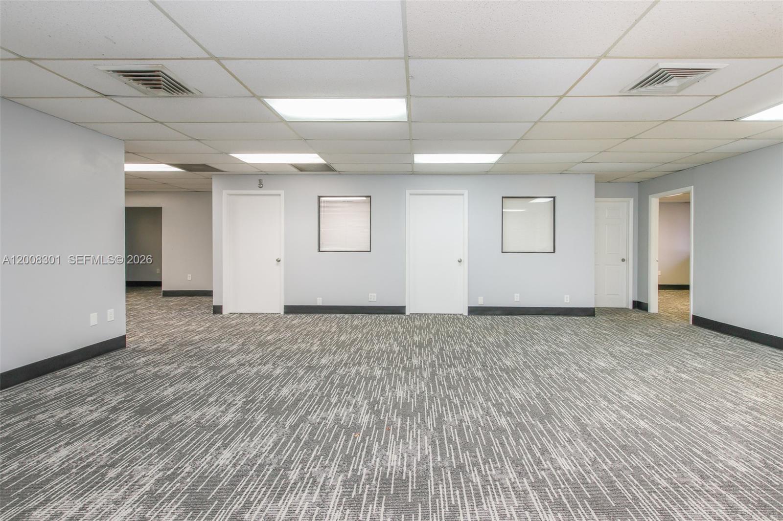 609  /   sq. ft. $ 2026-04-27 0 Photo