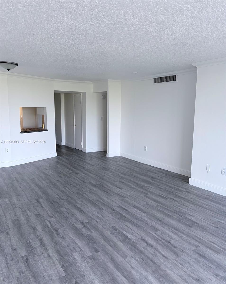 600-2 2 / 2 1315 sq. ft. $ 2026-04-27 0 Photo