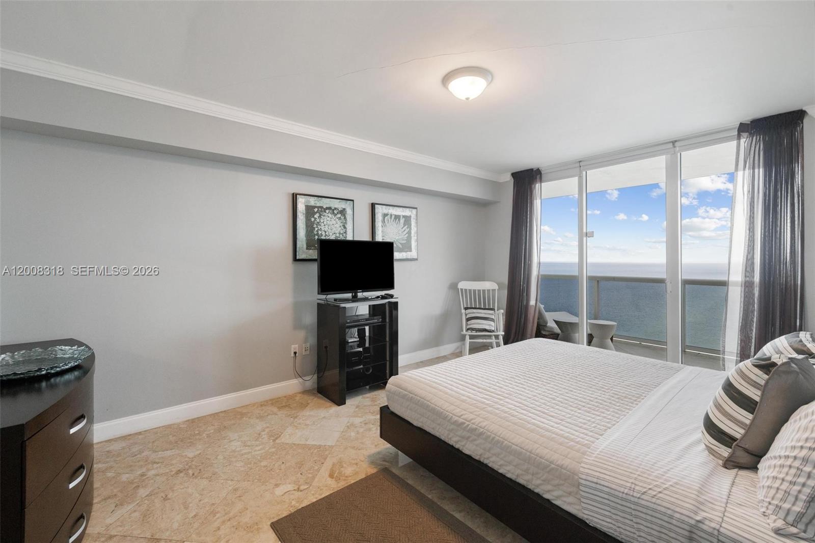 4803 3 / 3 1733 sq. ft. $ 2026-04-27 0 Photo