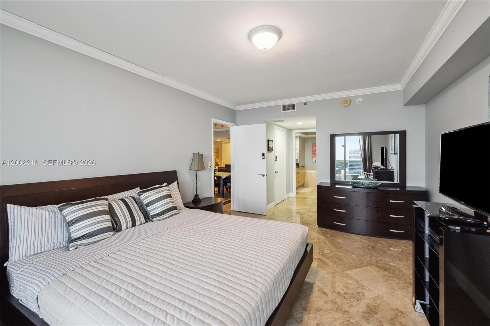 4803 3 / 3 1733 sq. ft. $ 2026-04-27 0 Photo