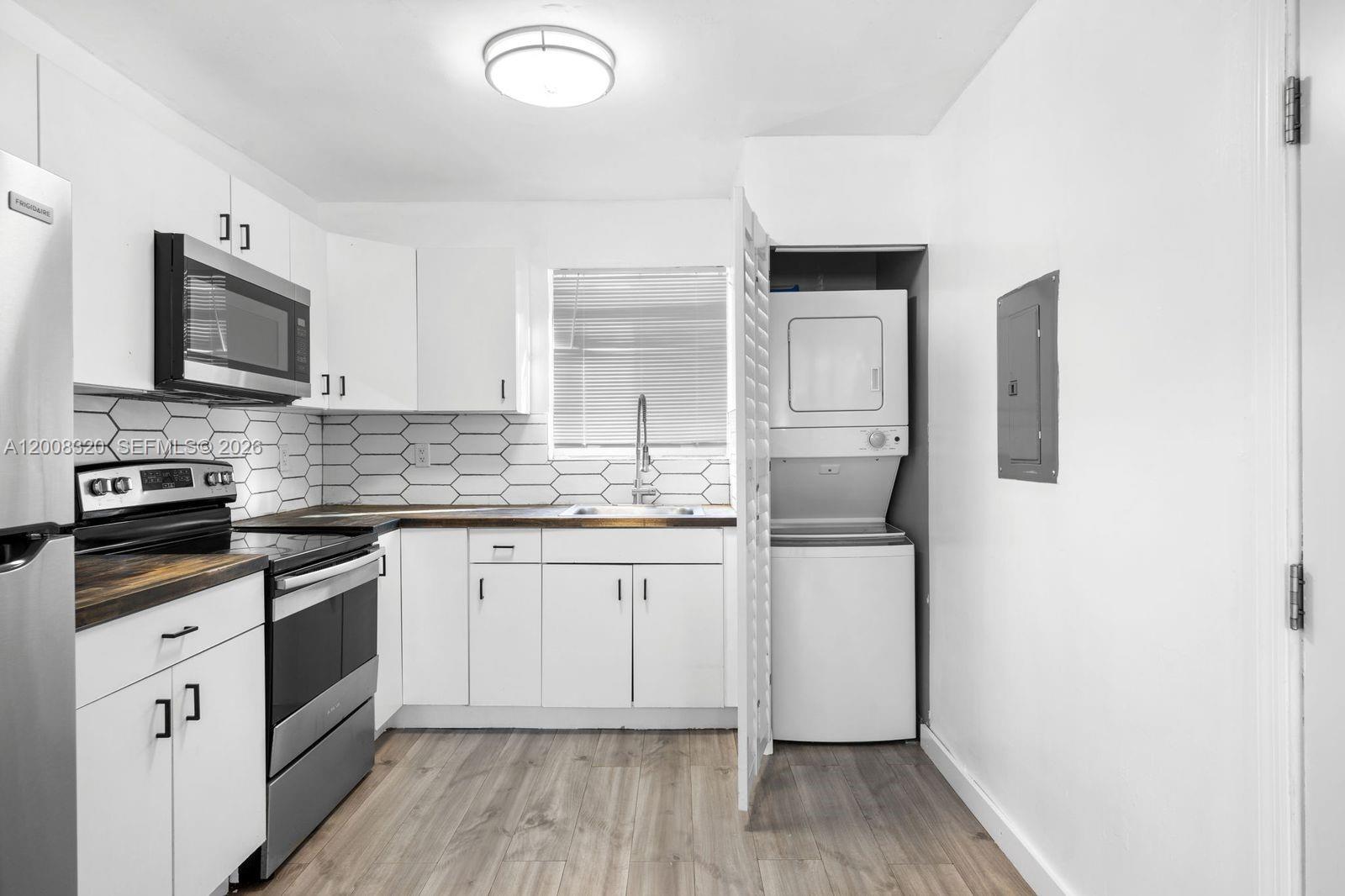 See details / 2184 sq. ft. $ 2026-04-27 0 Photo