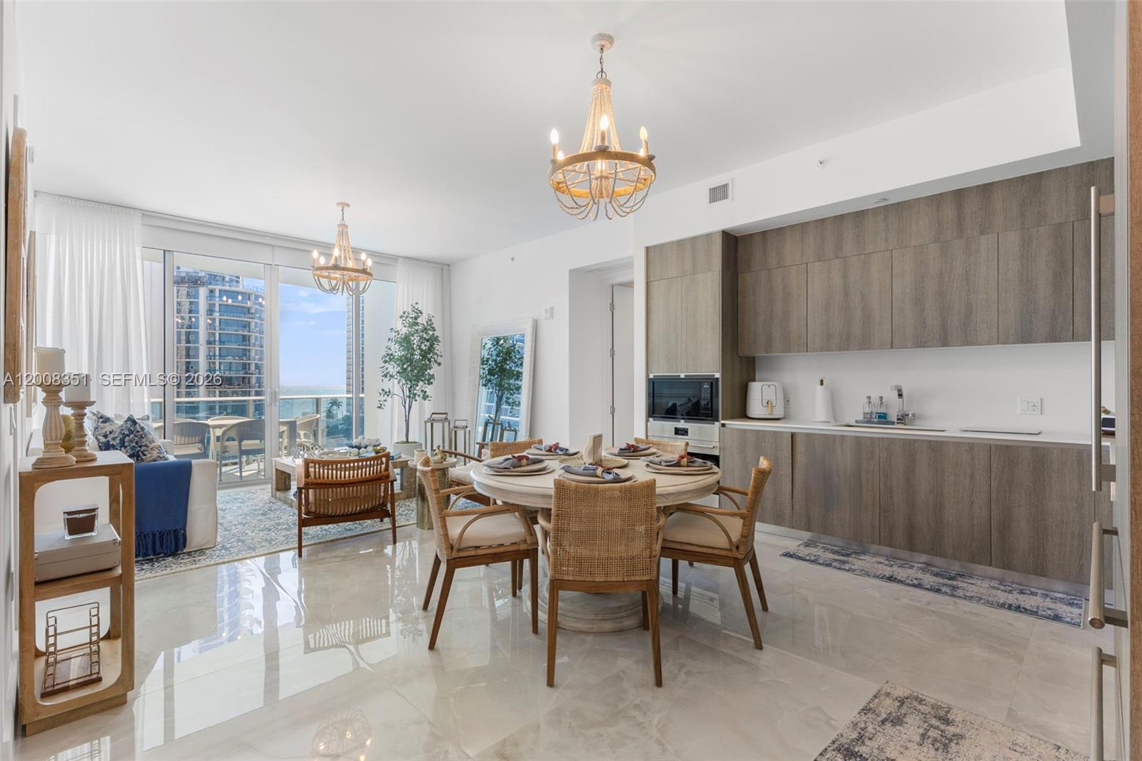802 2 / 3 1385 sq. ft. $ 2026-04-27 0 foto