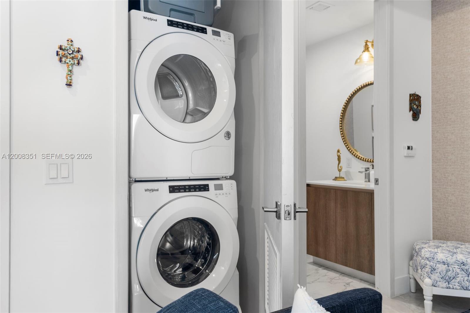 802 2 / 3 1385 sq. ft. $ 2026-04-27 0 foto