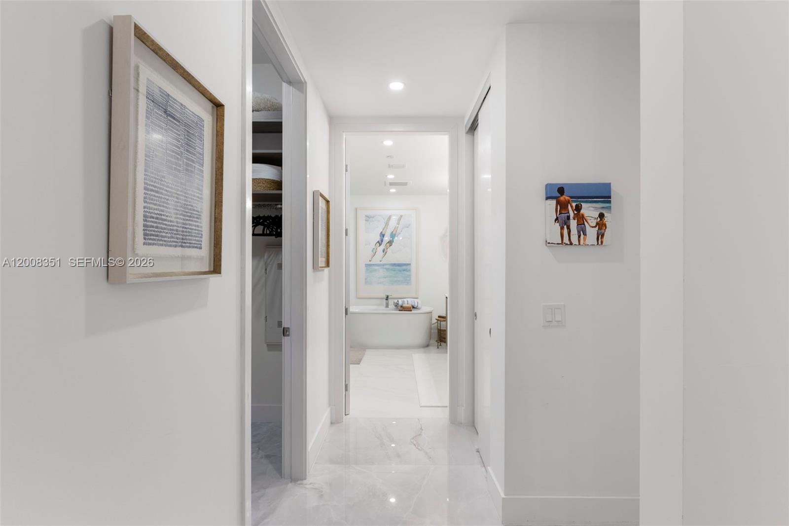 802 2 / 3 1385 sq. ft. $ 2026-04-27 0 foto