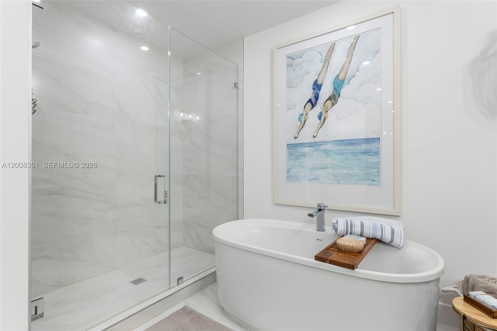 802 2 / 3 1385 sq. ft. $ 2026-04-27 0 foto