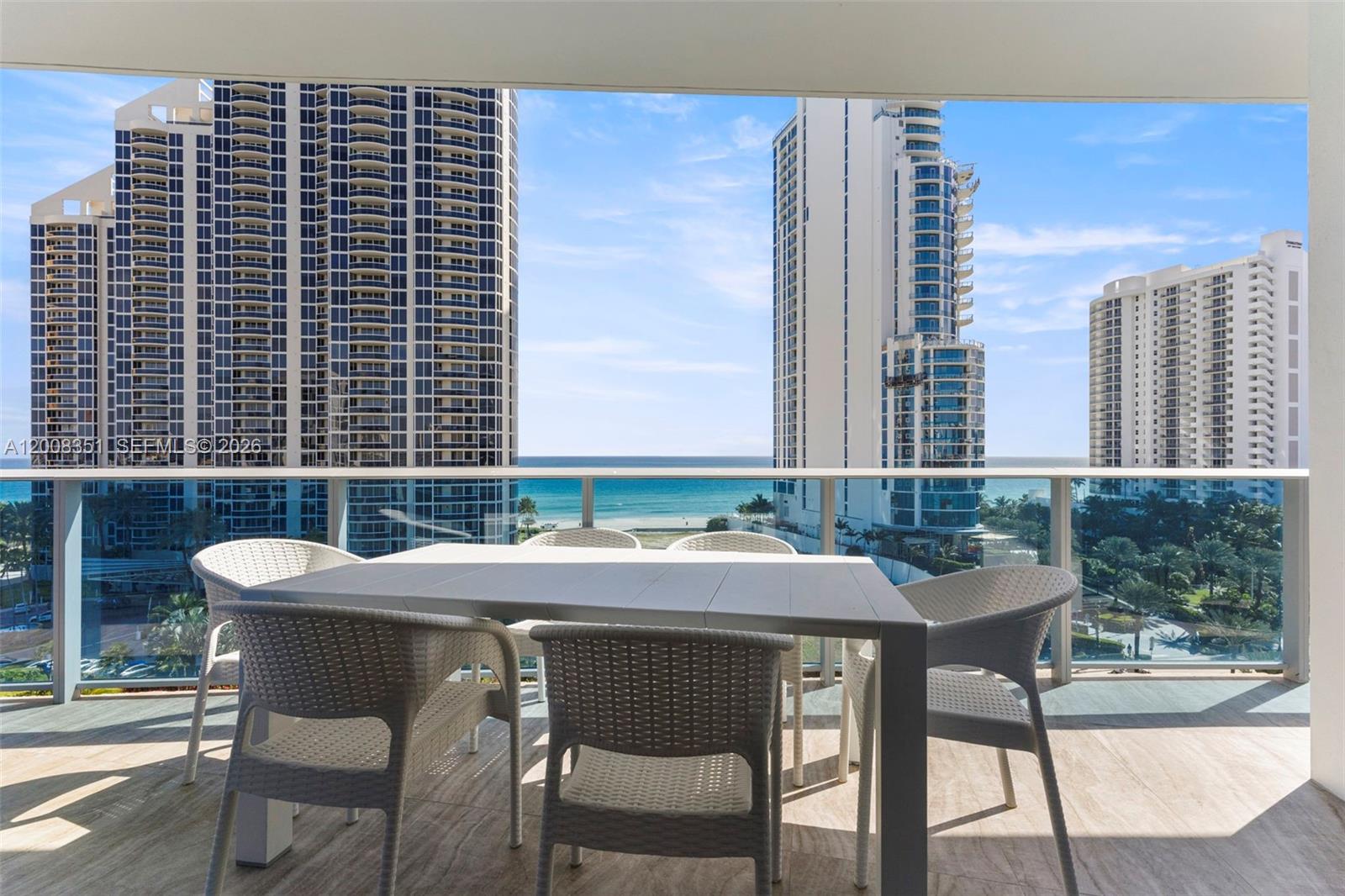 802 2 / 3 1385 sq. ft. $ 2026-04-27 0 foto