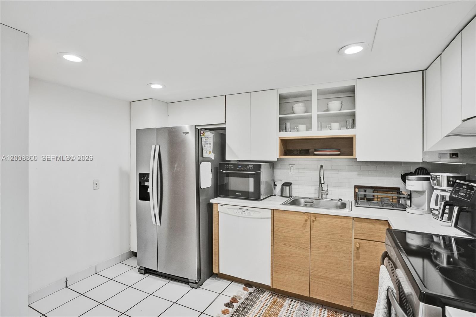401 2 / 2 1357 sq. ft. $ 2026-04-27 0 Photo