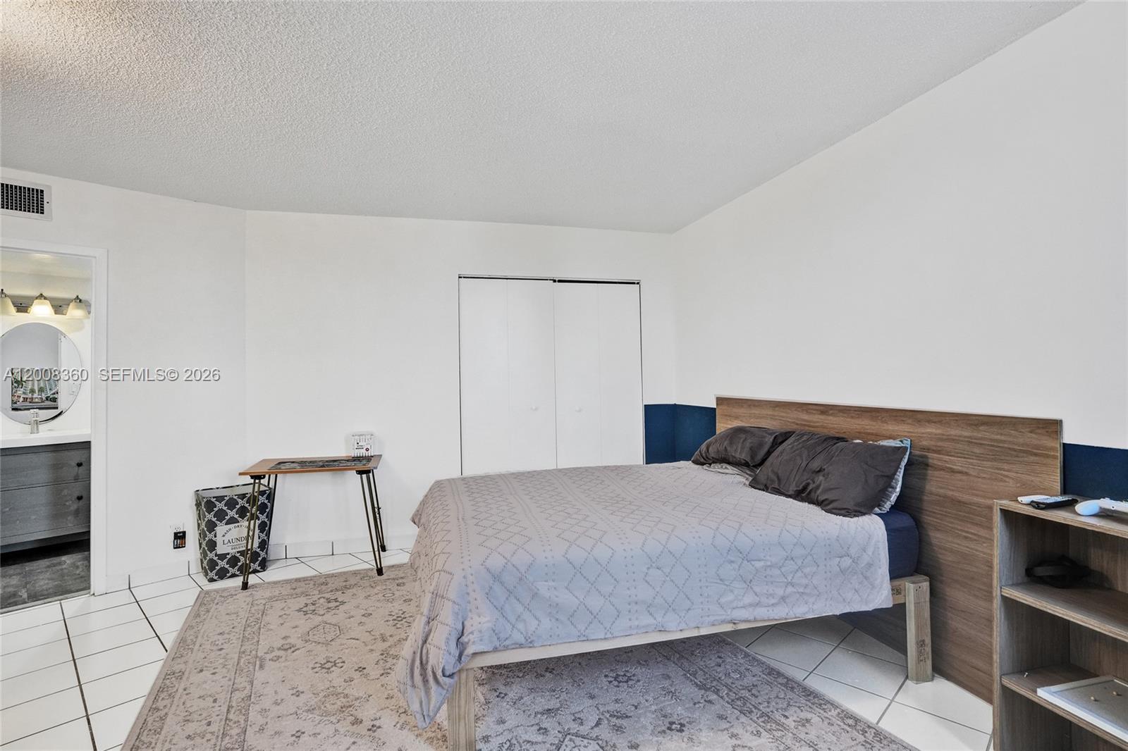 401 2 / 2 1357 sq. ft. $ 2026-04-27 0 Photo