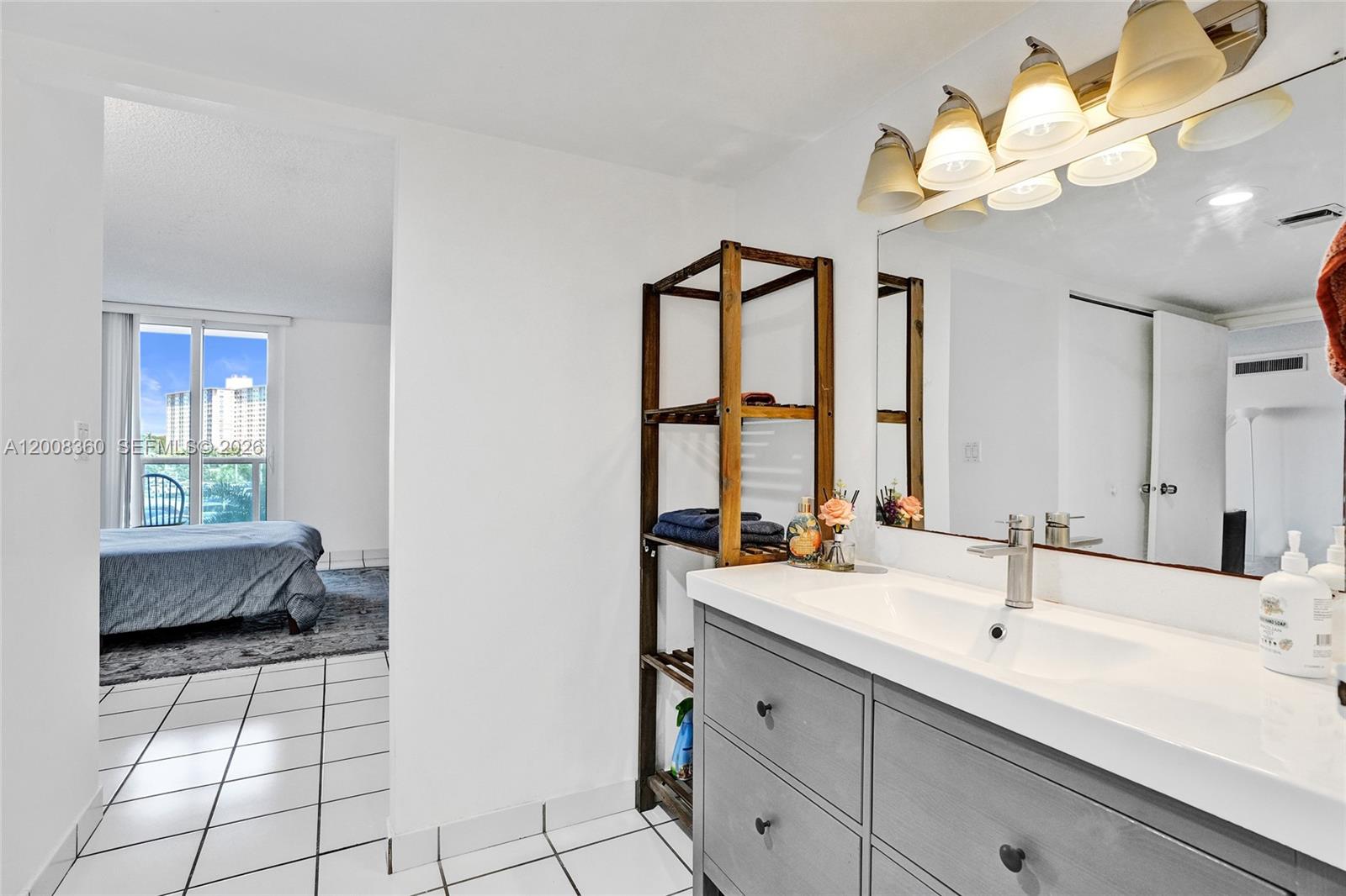 401 2 / 2 1357 sq. ft. $ 2026-04-27 0 Photo