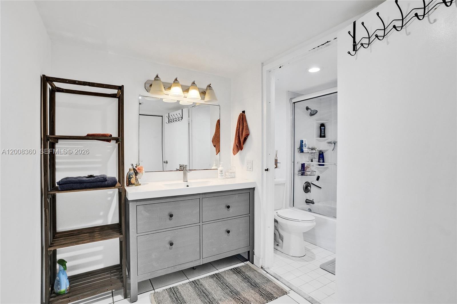 401 2 / 2 1357 sq. ft. $ 2026-04-27 0 Photo