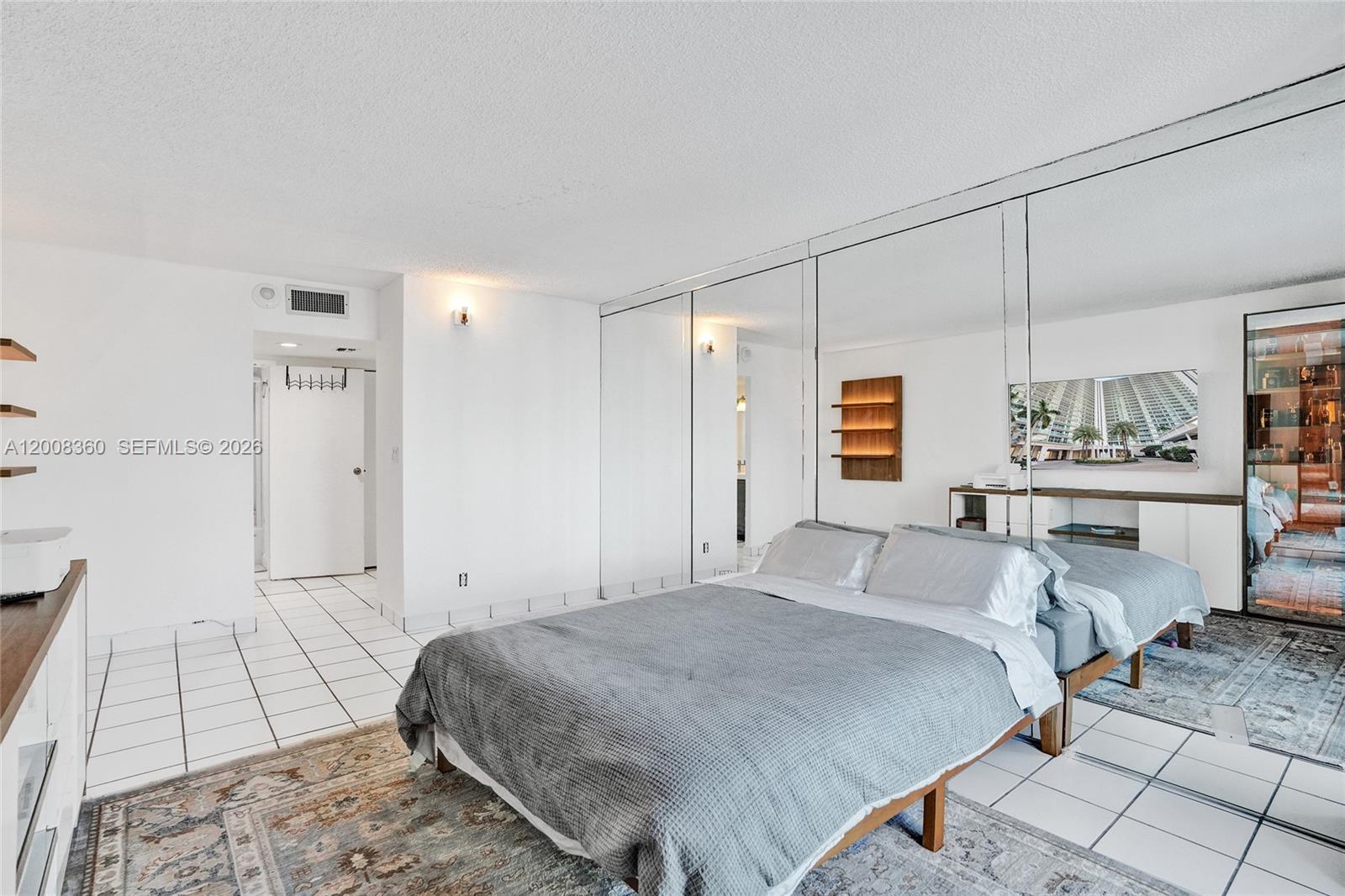 401 2 / 2 1357 sq. ft. $ 2026-04-27 0 Photo