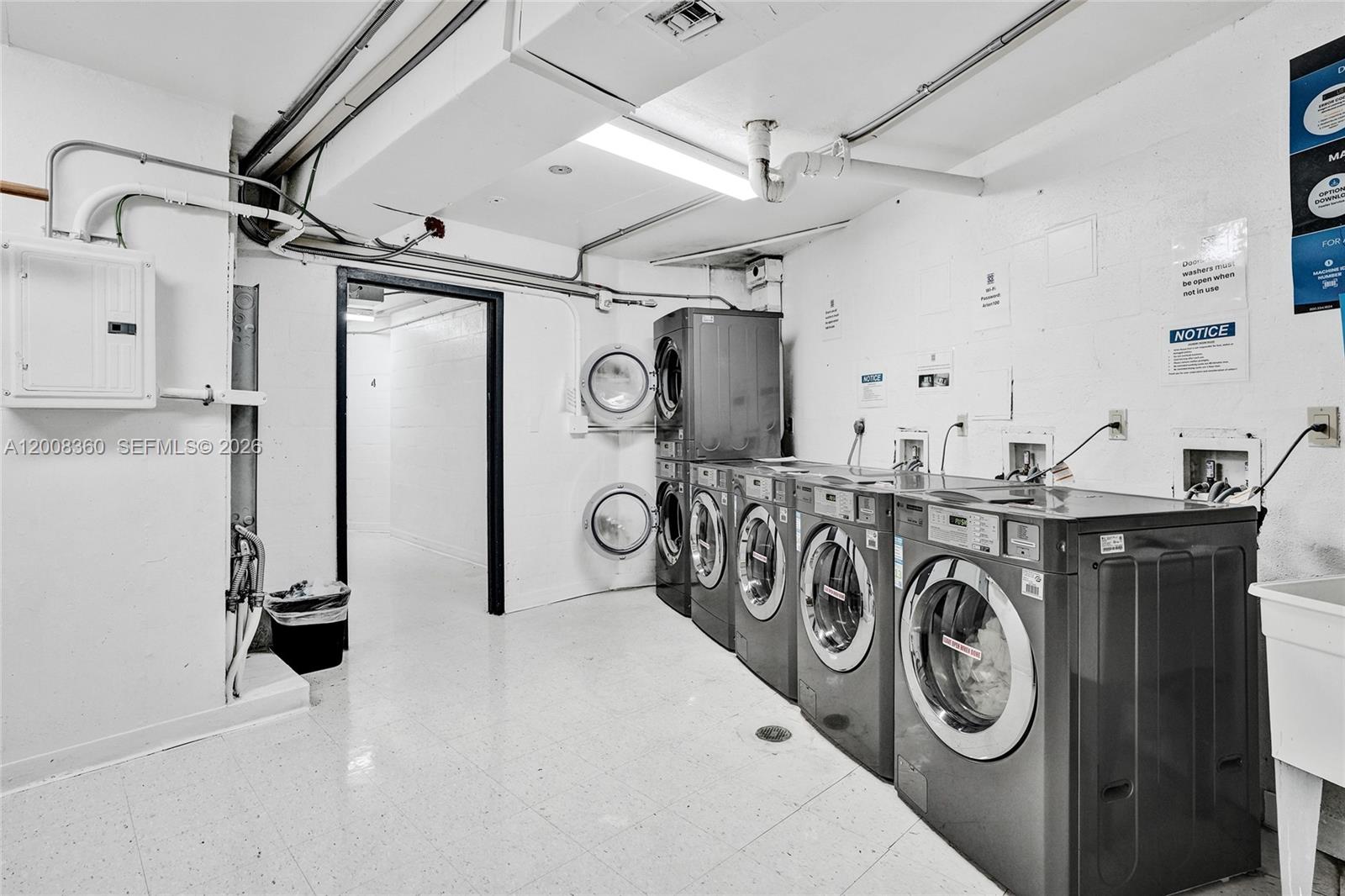401 2 / 2 1357 sq. ft. $ 2026-04-27 0 Photo