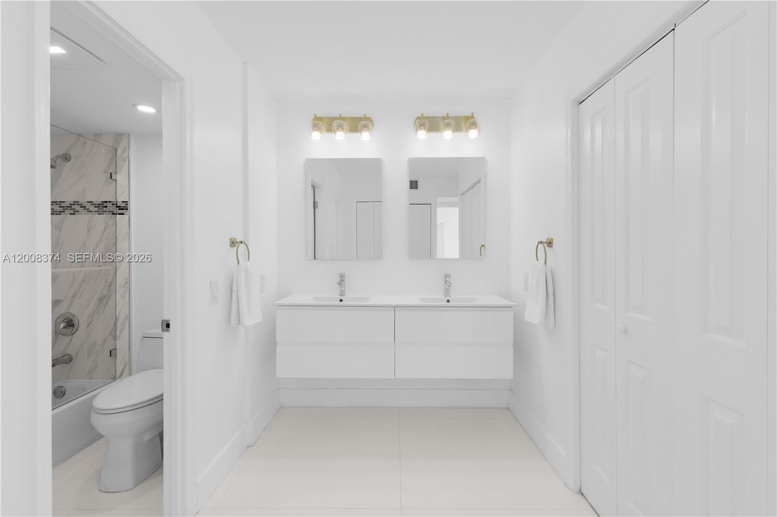 Photo of 3701 Country Club Dr  #1805, Aventura, Florida, 33180 - 