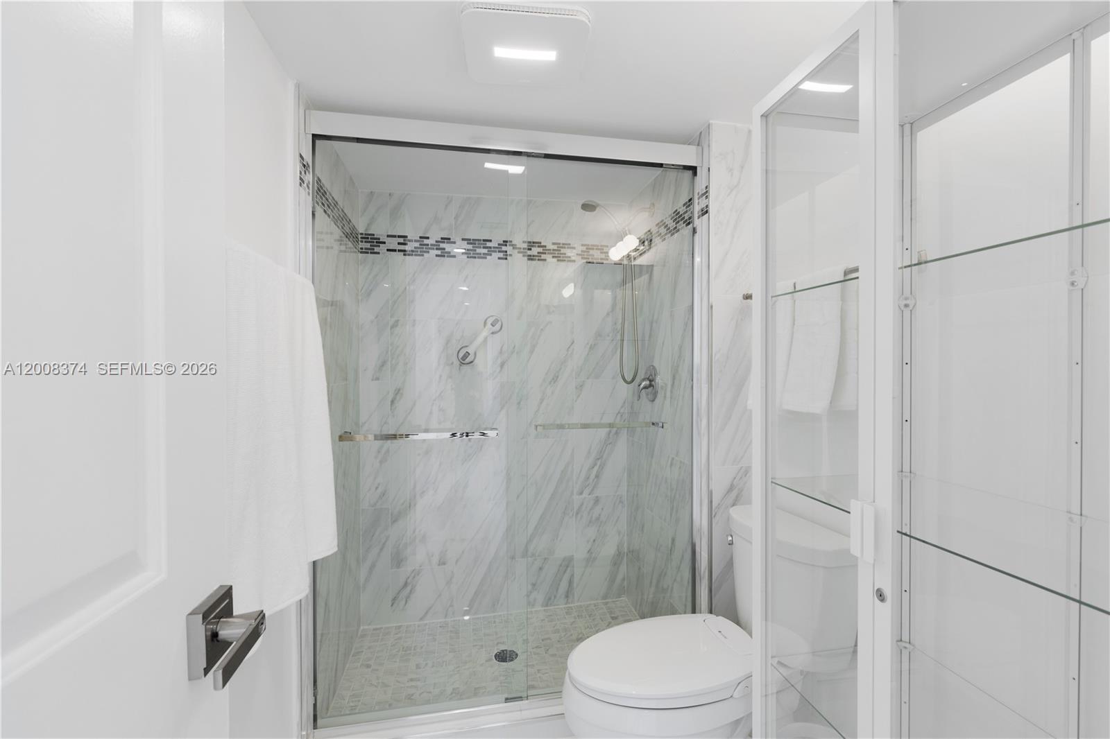 Photo of 3701 Country Club Dr  #1805, Aventura, Florida, 33180 - 