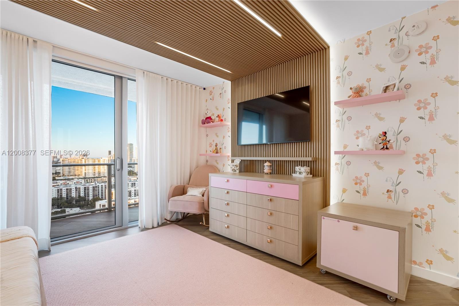 5-2403 4 / 5 3094 sq. ft. $ 2026-04-27 0 Photo