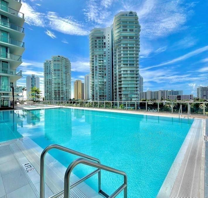 See details 5-2403 4 / 5 3094 sq. ft. $ 2026-04-27 0 Photo